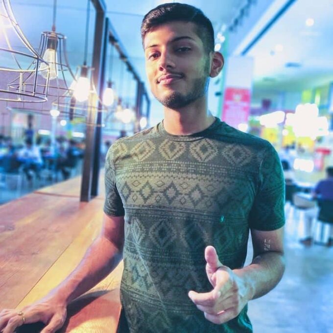 Tech Burner (Shlok Shrivastava) Biography, Age, Family, Net Worth