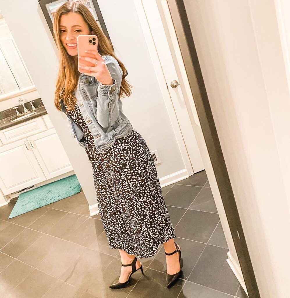Jessica Braun mirror Photo
