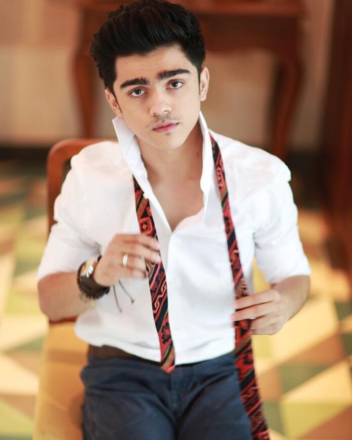 Rohan Shah - Bio, Age, Net Worth, Height, Girlfriend 2023