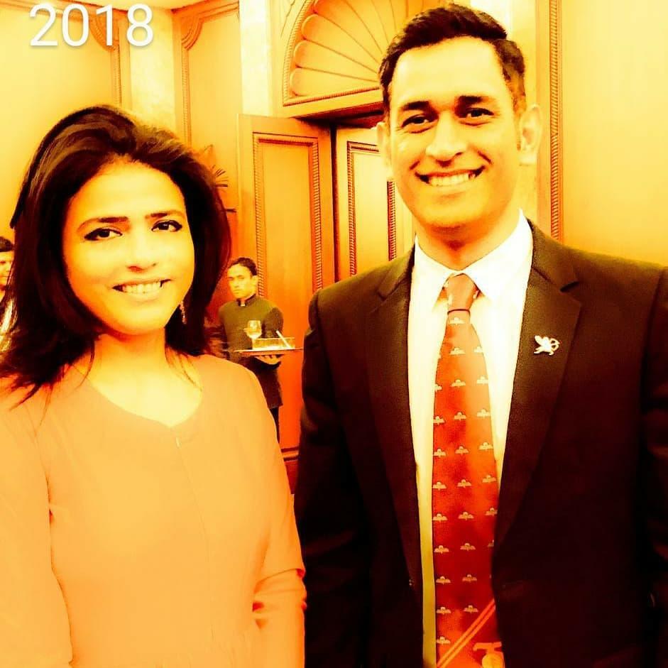 Sweta Singh with MS Dhoni